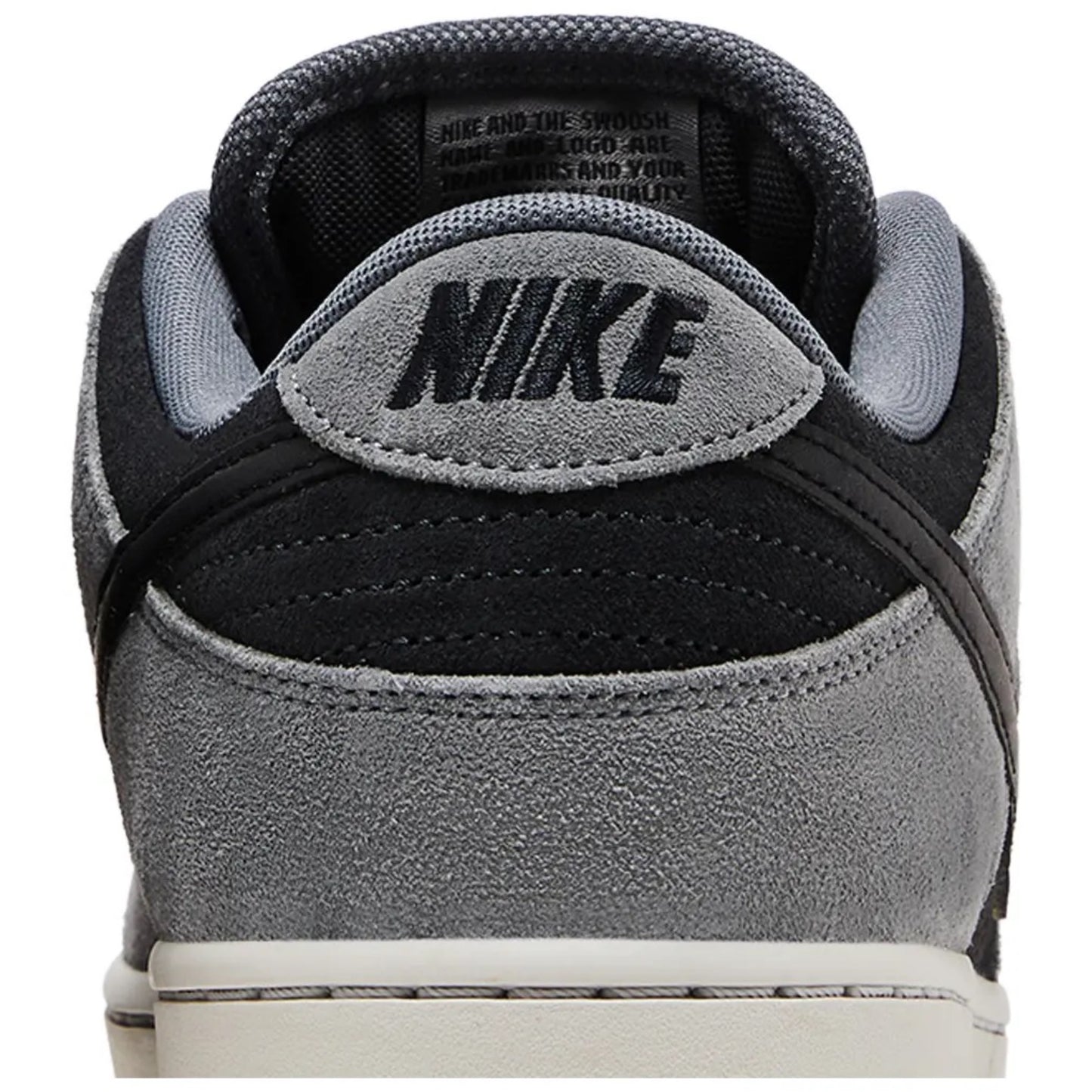 Dunk Low SB 'Dark Smoke Grey'